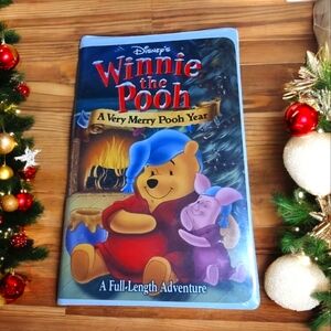 🆕️ Winnie the Pooh "A Very Merry Pooh Year" Vintage VHS Movie